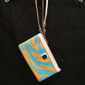 Dooney & Bourke wristlet